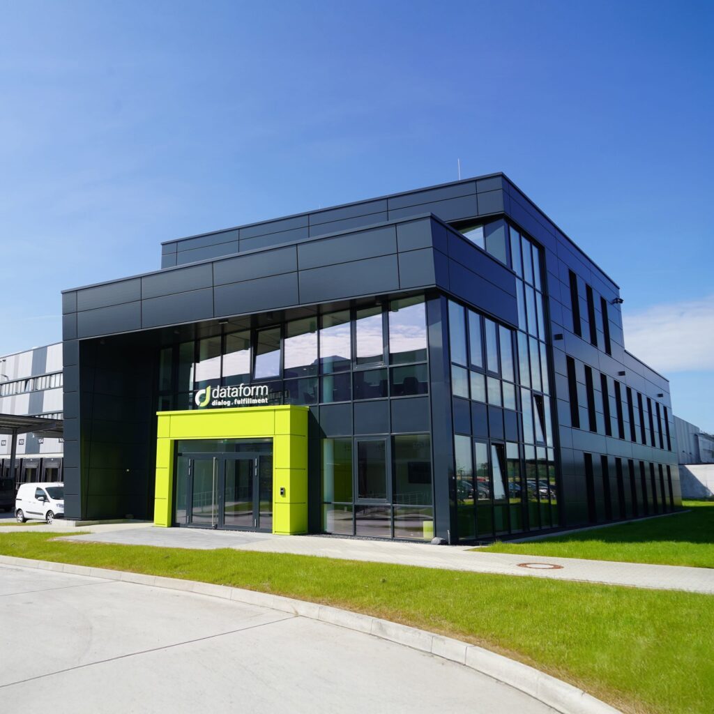 L.I.T. GROUP ACQUIRES DATAFORM DIALOGSERVICES GMBH AND EXPANDS FULFILLMENT EXPERTISE L.I.T. GROUP ACQUIRES DATAFORM DIALOGSERVICES GMBH AND EXPANDS FULFILLMENT EXPERTISE